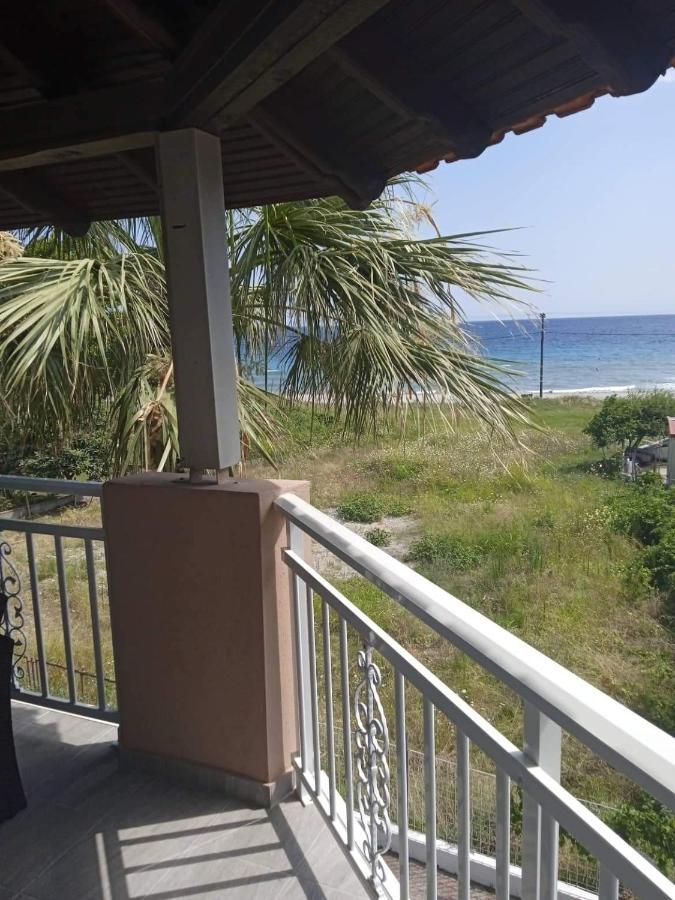 Villa Fotis View Paralía Skotínis Exterior foto